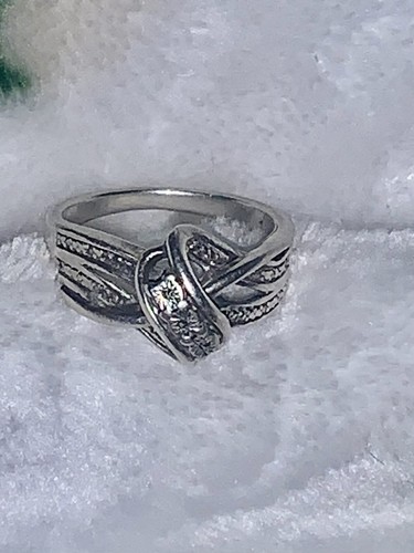 KAY 925 Silver Knot Diamond Ring๐ ๐ - Picture 4 of 5