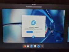 Fedora 39 Workstation Bootable on 32G USB Stick 