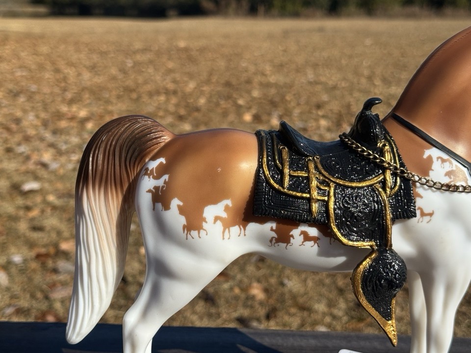 Breyer Horses Traditional Series KB Omega Fahim, Modèle De Jouet Po Cheval 292 X 229 Cm Figurine De Cheval A Lechelle Amz B0979