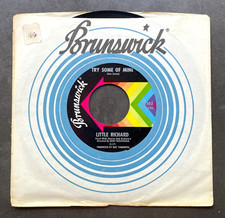 7 Little Richard - Try Some Of Mine / Shes To...