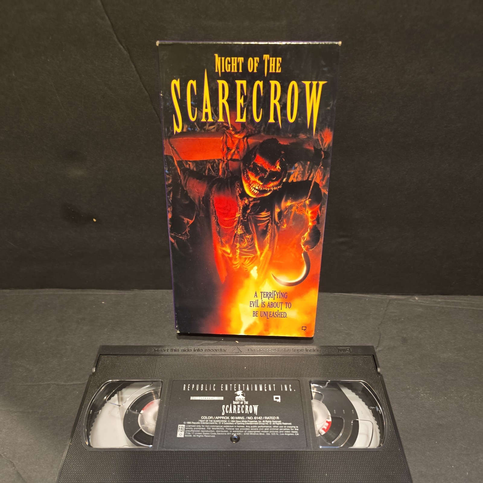 Night of the Scarecrow (VHS, 1995) Promo Screener Horror Republic Pictures (44)