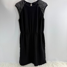Banana Republic Black Dress Sleeveless Mesh Detail Casual Size 6 LBD Boho Chic