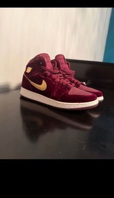 jordan 1 retro mid mens shoes