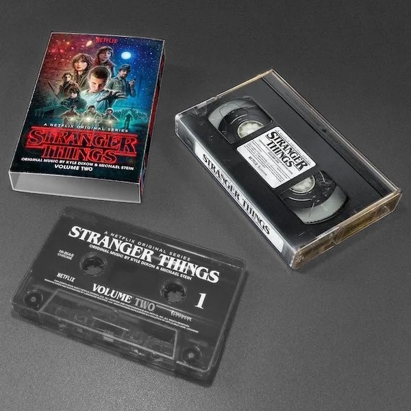 STRANGER THINGS Vol. 2 Soundtrack from the Netflix Series UO