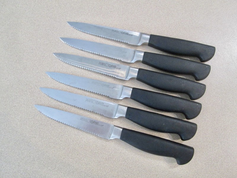 SABATIER PERFECT GRIP 6 PC STEAK KNIFE SET-FREE SHIPPING IN THE USA