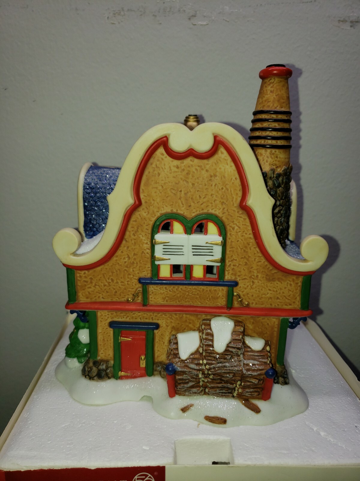 Picture 4 of 12