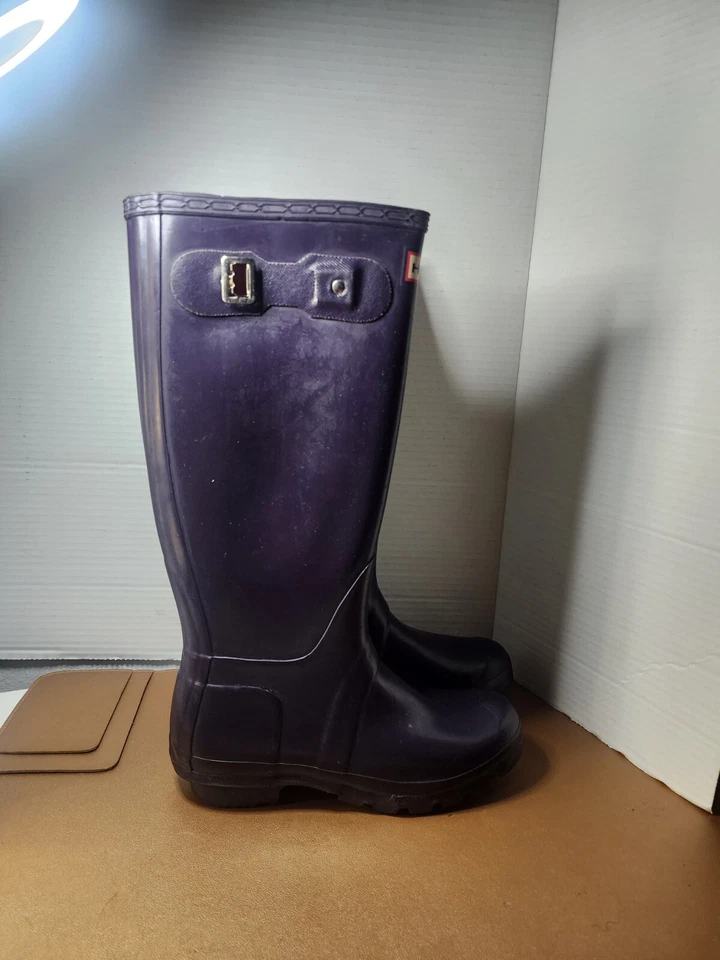 Botas de lluvia Hunter moradas altas para mujer talla 7 Foto 2 de 4