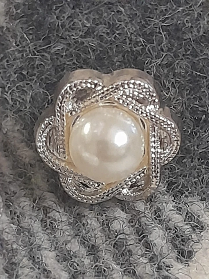 Nice Sweet Small Silvery Shank 11mm White Pearl Flower Buttons 12pcs - image 3 of 4