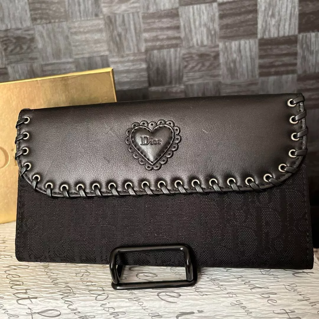 Authentique portefeuille long Christian Dior noir logo coeur estampillé cuir femme