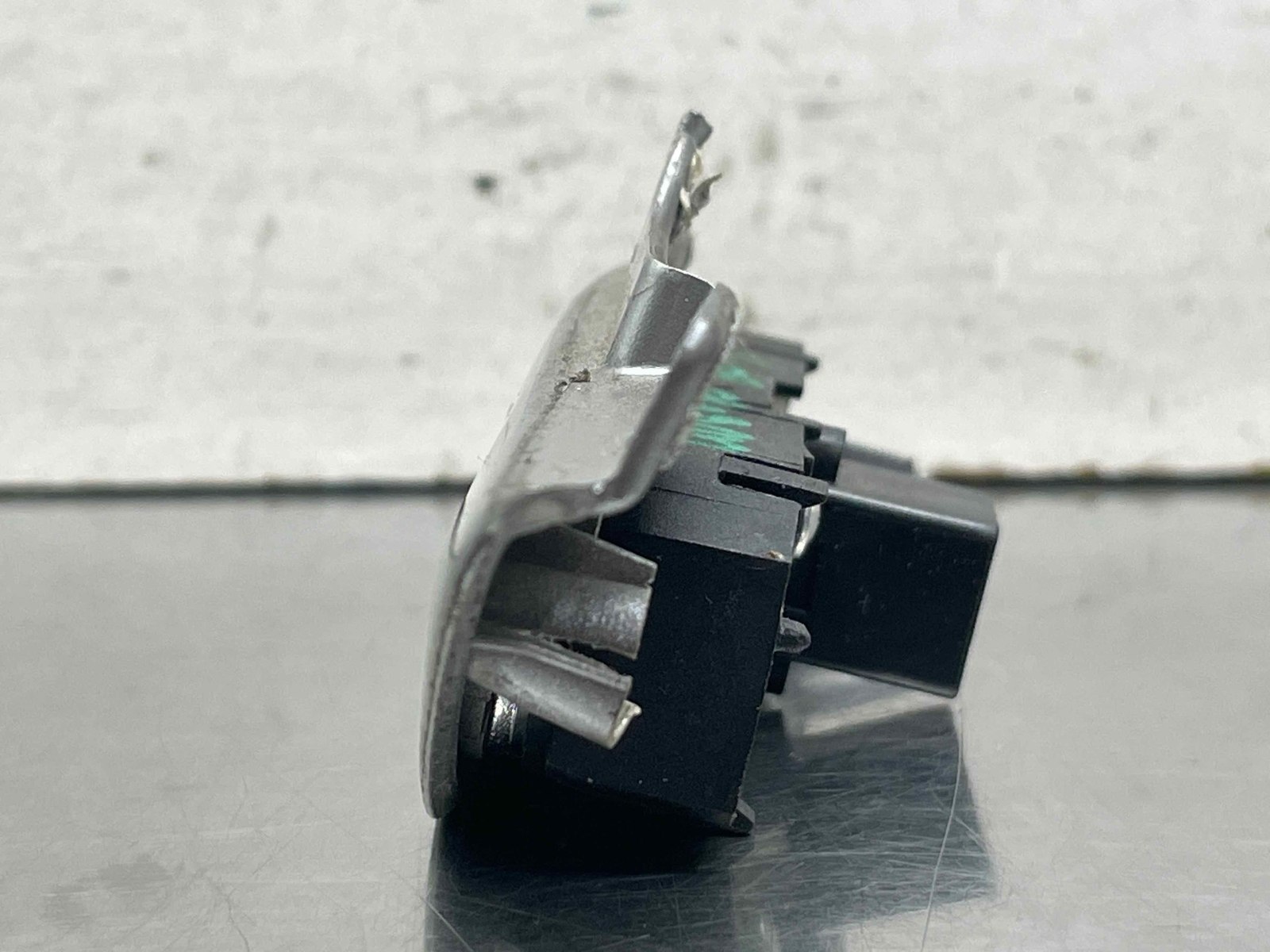 2013 Maserati Granturismo S OEM Tranction Sport Control Switch Trim 069924400
