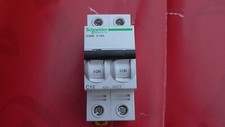 LOT de 4   DISJONCTEUR  iC60N  2P C16 16A   SCHNEIDER  A9F77216