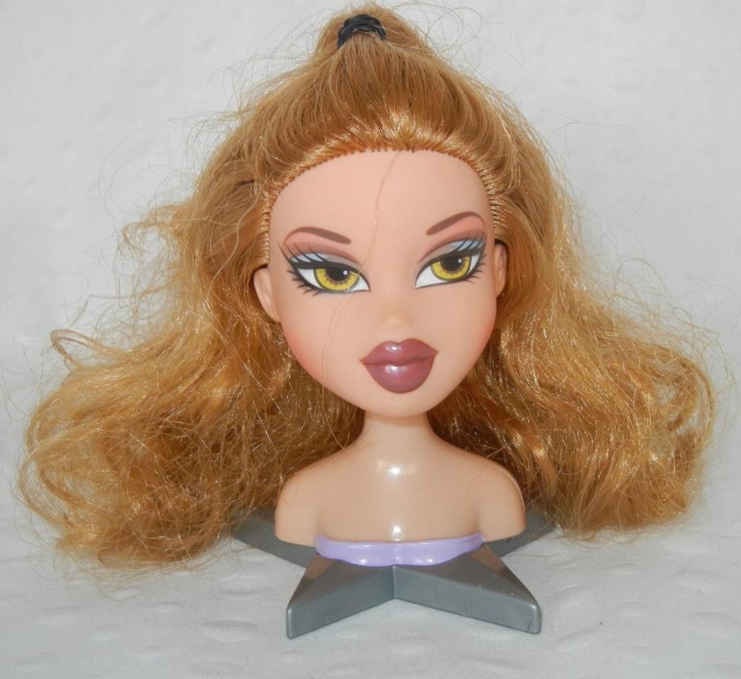 Vintage 2001 MGA Bratz Girlz Girls Head Gamez Games Doll MEY