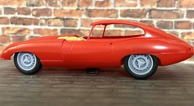 1/24 Scale: 18-inch  Jaguar Dunlop  Resin Wheels For Sports Cars