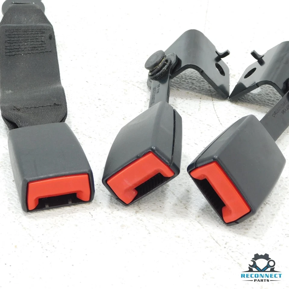 Оригинальный комплект розеток пряжек для заднего левого и правого ремня безопасности 09–15 BMW 750Li 760Li F02 - Изображение 3 из 4