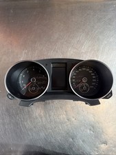 VW Golf 6 Kombiinstrument Tacho Benziner 5K0920860D VDO MFA