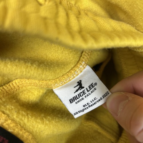 Bruce Lee x Shoe Palace Yellow Sweatpants Joggers Mens XL Martial Arts Graphic - Imagen 14 de 15