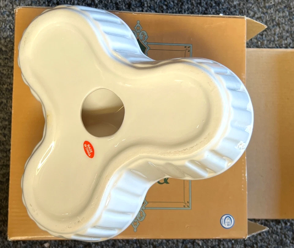 HEINZ CADDY SERVER 2006 Gift Porcelain Off White 3 Sections NEW in BOX - Image 3 of 4