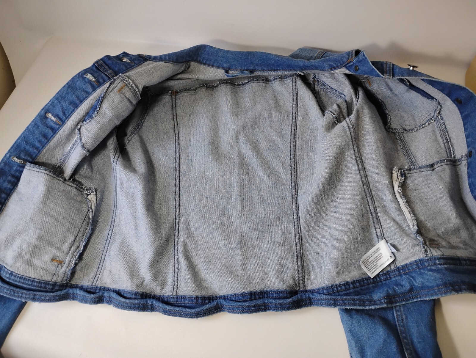 Universal Thread - Denim Button Up Medium Wash Wo… - image 3