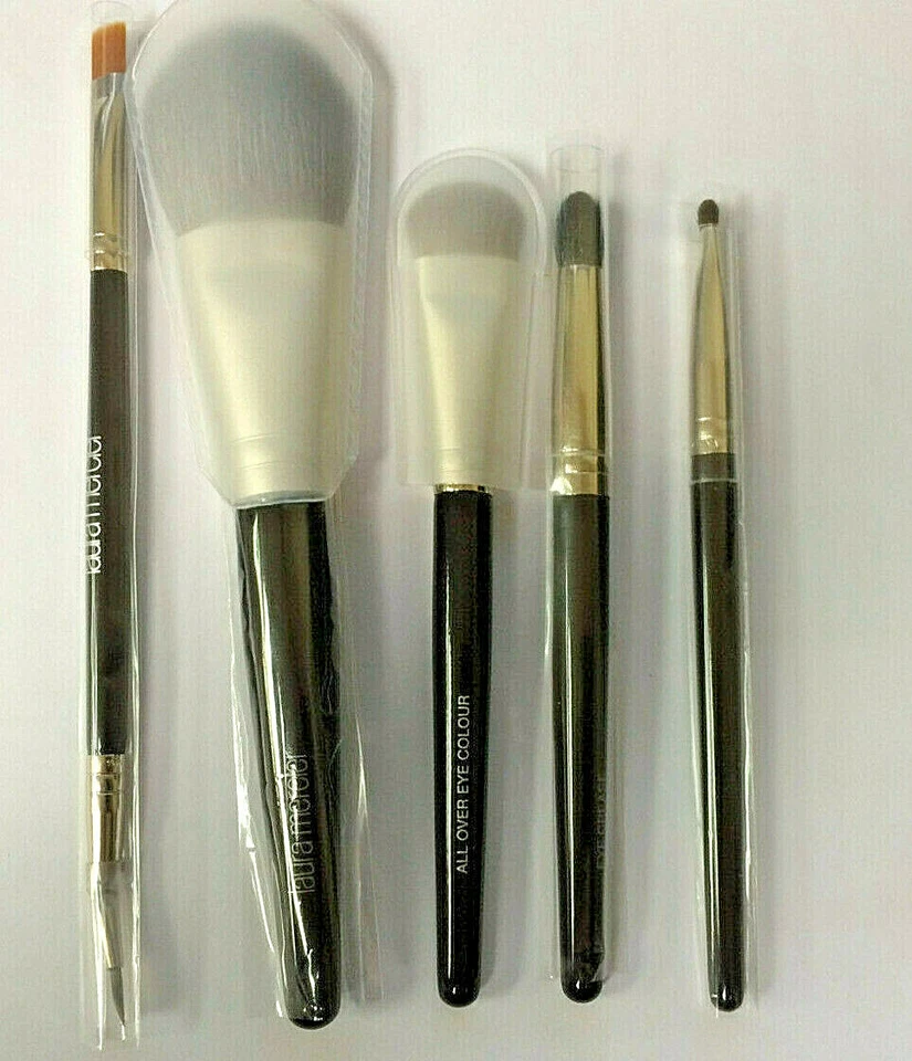 Juego de 5 cepillos Laura Mercier Deluxe + estuche 8,25 x 5 x 1,5 + bolsa de viaje pequeña Foto 3 de 4