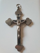 Krucyfiks / krzyż z Jezusem i zawieszką z metalu lata 60. 93x54 mm
