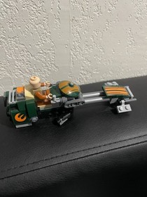 LEGO Star Wars: Ezra's Speeder Bike (75090) - Ezra's Speeder & Figure- Incomp