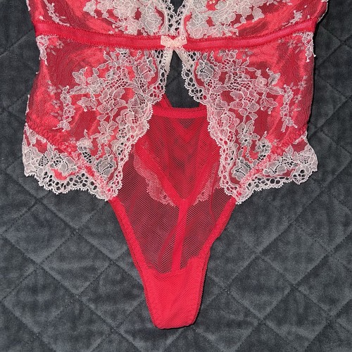 Victoria’s Secret Teddy Bodysuit Small Lace Rhinestone Studded Sheer B14 - Picture 3 of 8