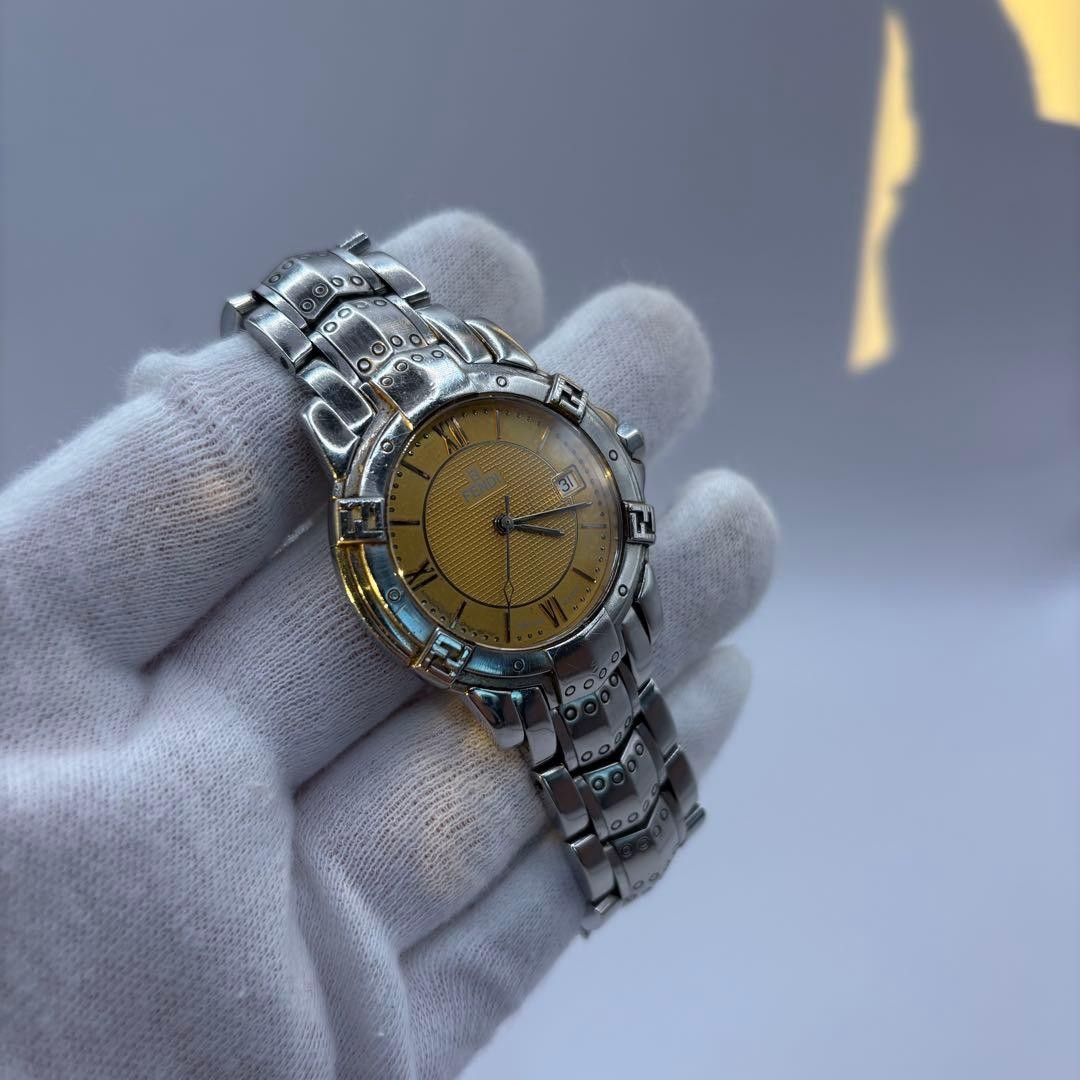 Fendi Men’s Quartz Watch 35mm Silver Gold Leather Used thumbnail 12