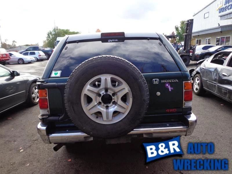 Luz trasera derecha pasajero cromada se adapta a 88-95 ISUZU CACHORRO (RECOGIDA) 4145546 Foto 3 de 4