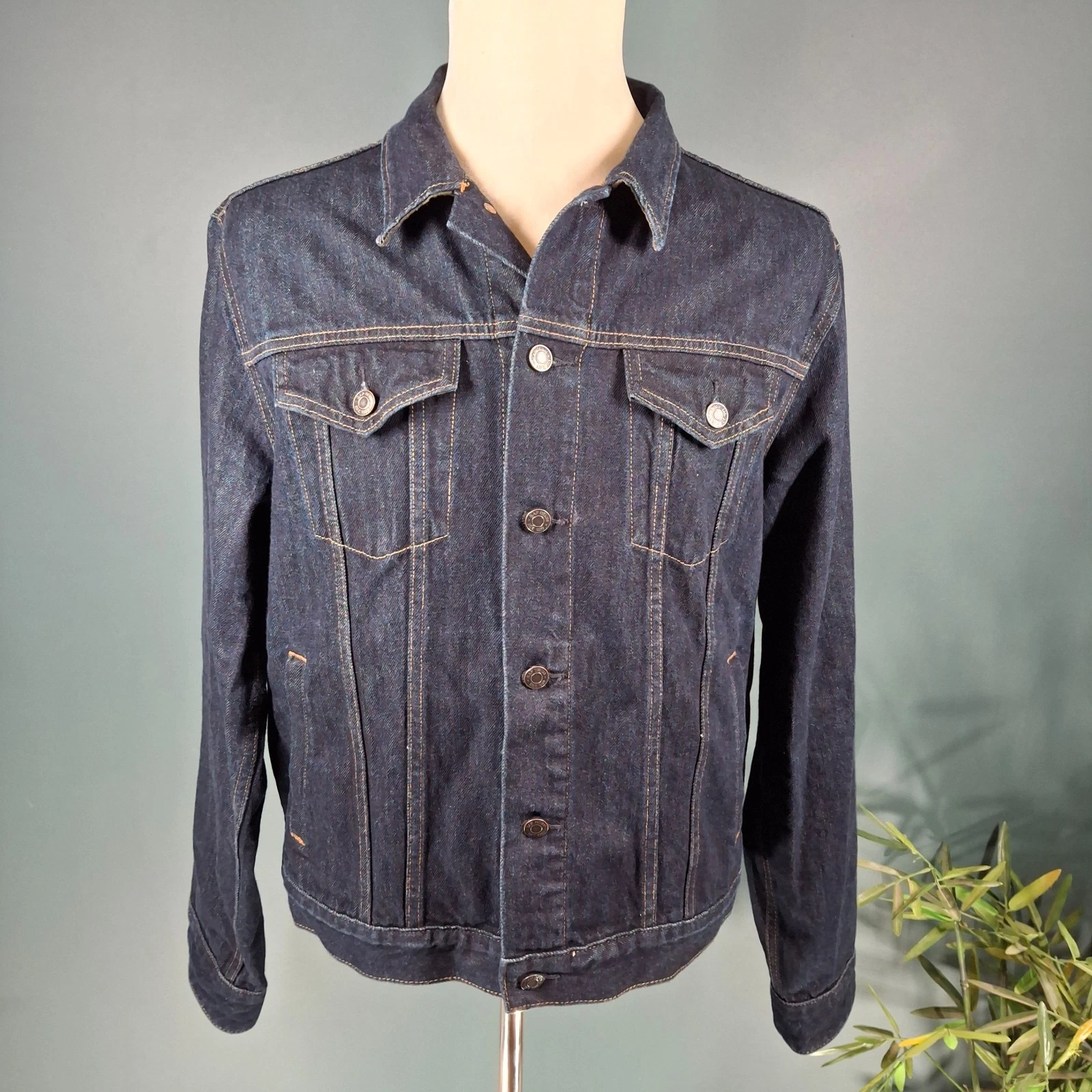 GAP Icon Denim Jacket Mens Large Dark Blue Rinse Trucker 4 Pocket Camo Details