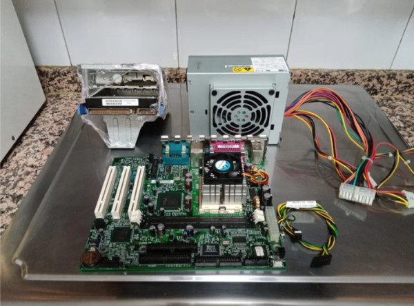 Mother board Intel Pentium III 966MHz + components IBM netvista