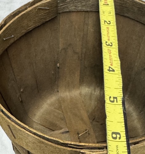 Vintage Small Round Wooden Gathering Fruit Basket Wood Metal Bail Handle 6”x4” - Picture 11 of 12
