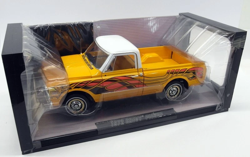 Highway 61 1/18 Scale - 50879 Chevy Fleetside Pickup Yellow Eagle - Image 4 of 4