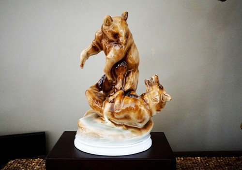 Vintage Hallmarked Hand Painted ZSOLNAY Porcelain Wrestling Bear Cub Figurines - Picture 9 of 10