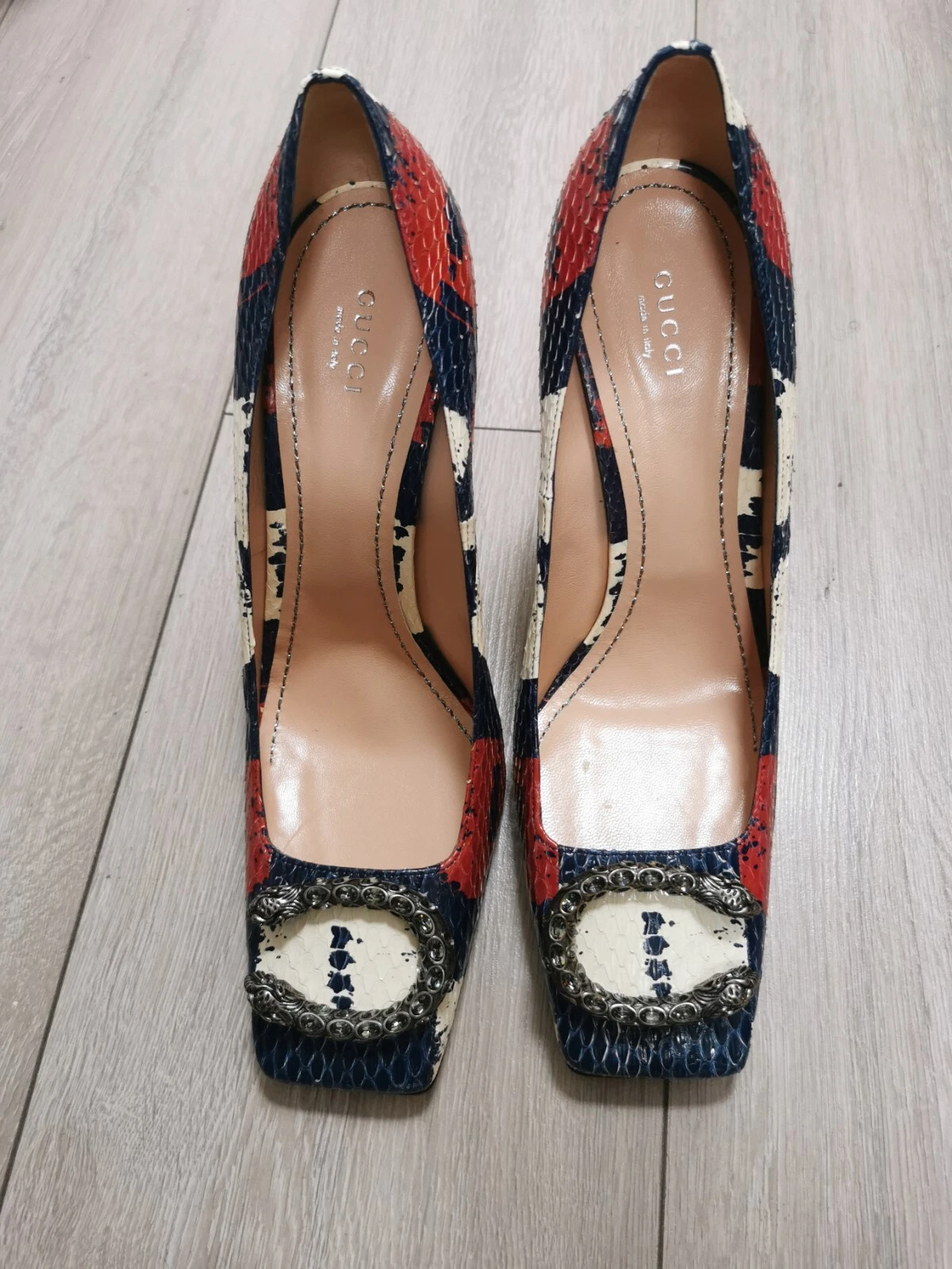 Chaussures Gucci Femme U.K 8, EU 41, JAMAIS PORTÉES