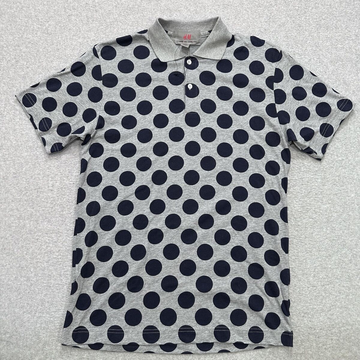 COMME des GARCONS x H&M Men's Gray Polka Dot Short Sleeve COMME des GARCONS x H&M Men's Gray Polka Dot Short Sleeve