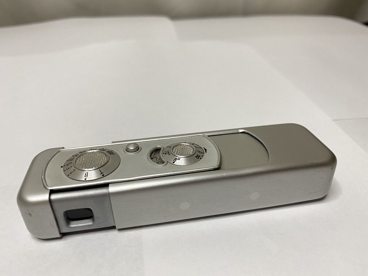 Vintage MINOX Wetzlar Subminiature Camera w/ Complan f/3.5 Vintage MINOX Wetzlar Subminiature Camera w/ Complan f/3.5