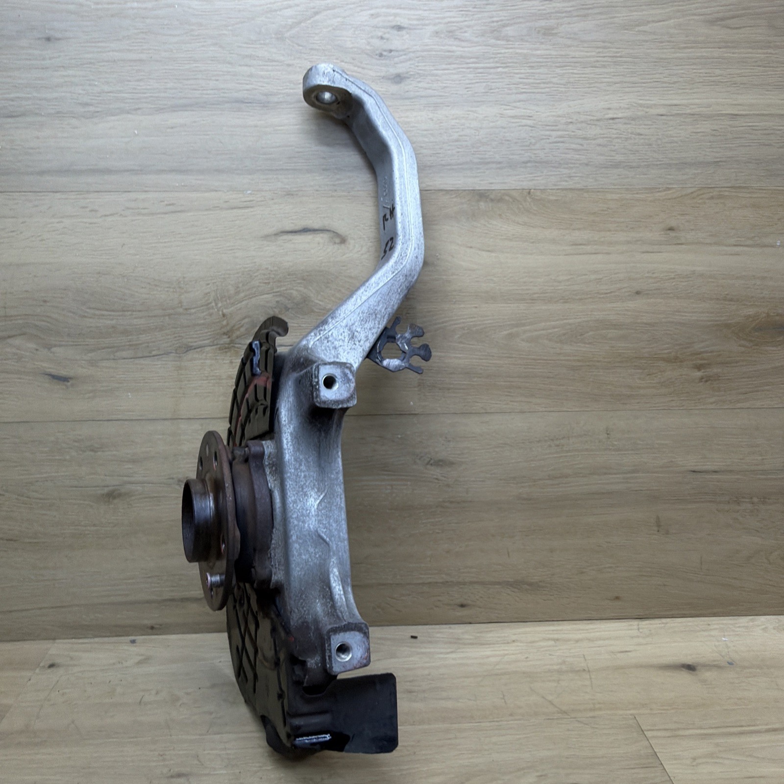 🟢2014-24Maserati Ghibli AWD Front Right Passenger Side Spindle Knuckle Hub Oem