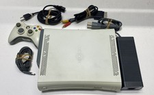Konsola Microsoft XBOX 360 z akcesoriami