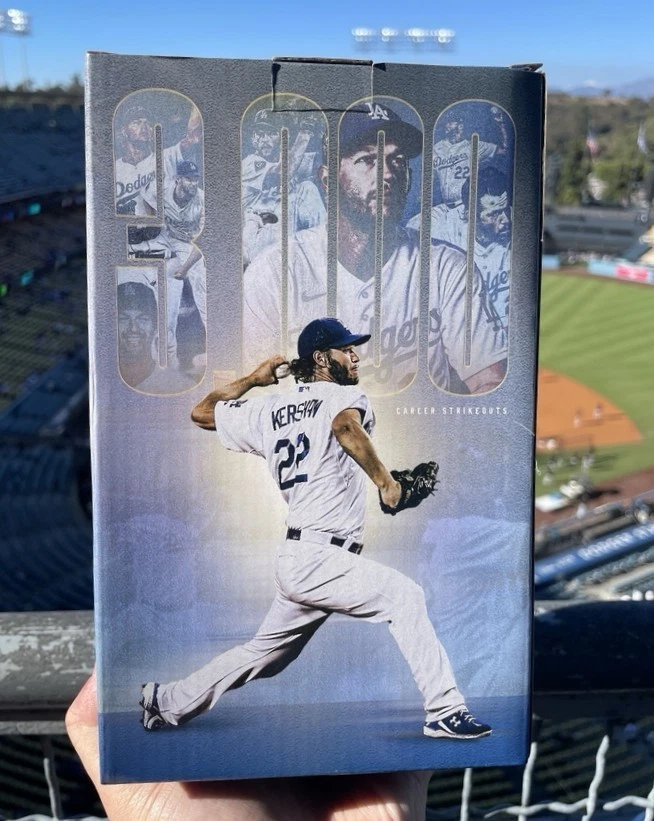 Bobblehead Clayton Kershaw 3000 Career Strikeouts Dodgers SGA 2025 9/20 Foto 2 de 3