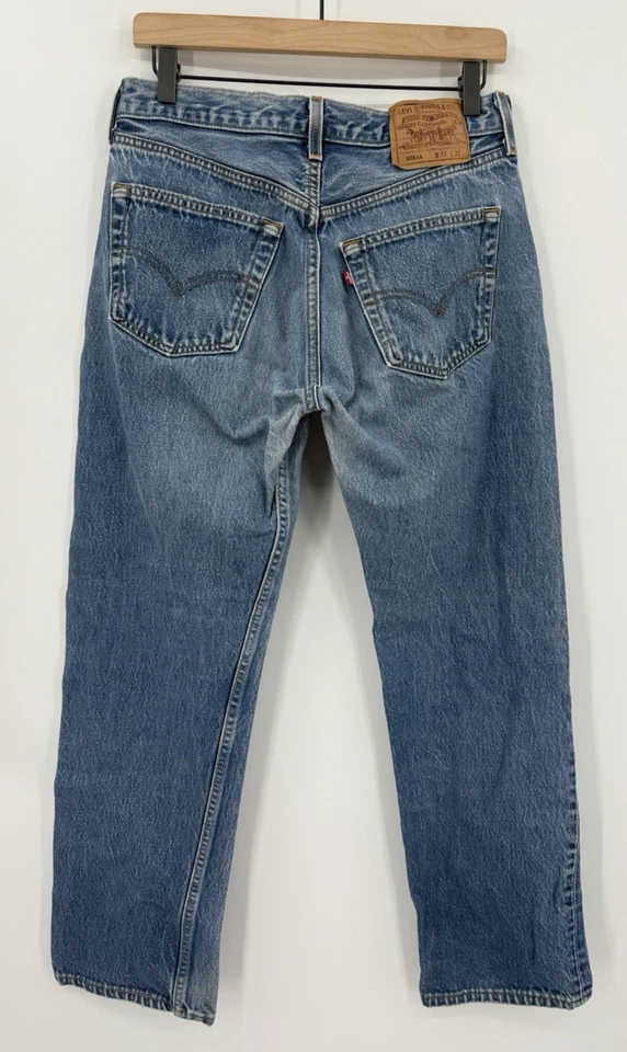 Vintage Levis 501xx Jeans Mens 30x28* Blue Button Fly Denim Made USA (Tag 33x32) - Image 3 of 4
