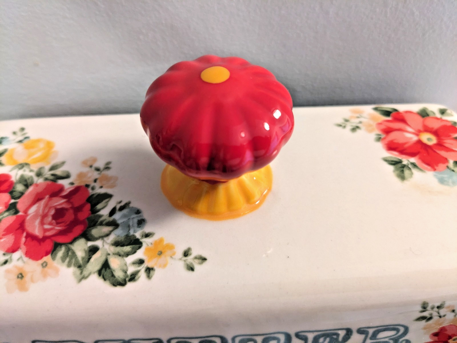 Pioneer Woman Vintage Floral Butter Dish 'Butter Makes Everything Better'