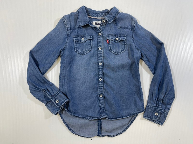 Levi’s Girls Blue Denim Tencel Long Sleeve Button Up Shirt 6 M 5-6 Yrs