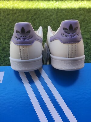 Zapatillas Adidas modelo Stan Smith blancas y lilas. Talla EUR 38 / UK 6 ½