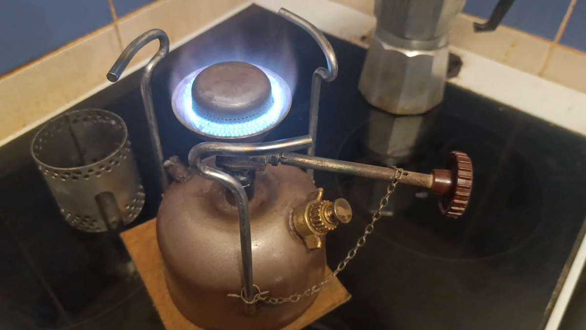 Coleman - 美品　ホエーブス　PHOEBUS 625 Soviet Portable Gasoline Camp burner Stove Primus Phoebus