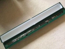 HALL Crystal Flute White Lily D tone