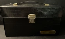 Vintage Original Nintendo NES 10 Game Cartridge Carrying Case Faux Gator Leather