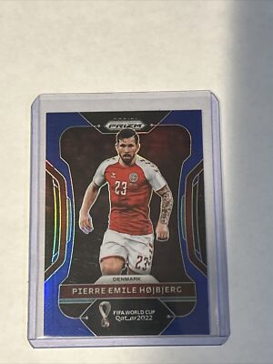 PIERRE EMILE HOJBJERG 2022 Prizm World Cup BLUE PRIZM /299 Denmark #75