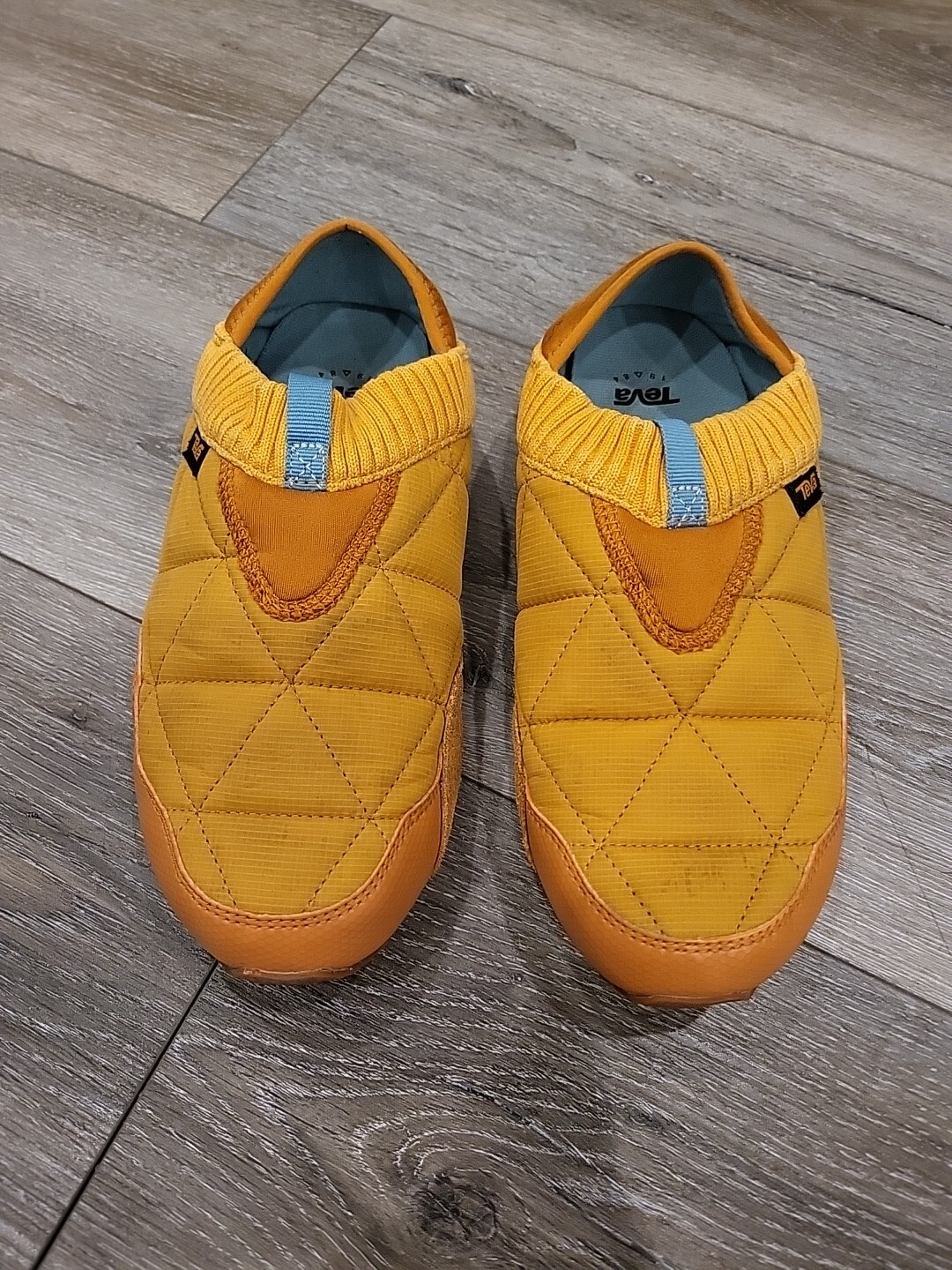 PANTOFOLA D’ORO Teva Moc Ember Pantofole da Campeggio Esterno Giallo Oro US Taglia 7