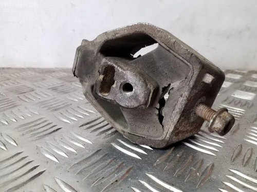 AUDI A6 Avant 4A, C4 Getriebelager 4A0399151D 2.50 Diesel 103kw 1996 25147279