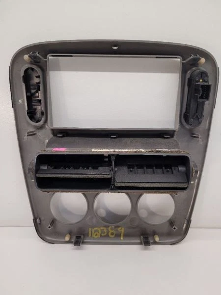 FORD EXPLORER 2003-2005 RADIO EMBELLECEDOR BISEL PLATEADO 3L2Z7804302KAA Foto 4 de 4